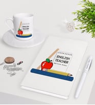 BK Gift Kişiye Özel İngilizce Öğretmeni Beyaz Defter Kalem Türk Kahvesi Fincanı Seti-2 (Model 1)