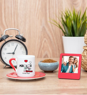 Psikoloji Öğretmeni Kırmızı Kahve Fincanı ve Kırmızı Mini Fotoğraf Çerçevesi