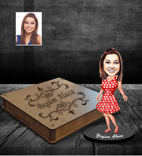 Kişiye Özel Bayan Karikatürlü Ahşap Biblo Kutulu Model-4