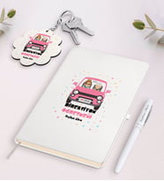 BK Gift Kişiye Özel Direksiyon Öğretmeni Beyaz Defter Kalem Ve Anahtarlık Hediye Seti (Model 1)