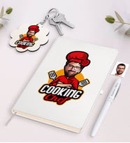BK Gift Kişiye Özel Erkek Chef Karikatürlü Beyaz Defter Kalem ve Anahtarlık Hediye Seti-11 (Model 1)