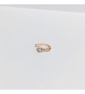 GÜMÜŞ ROSE BRONZ RENK BEYAZ ZİRKON TAŞLI KIKIRDAK KÜPE