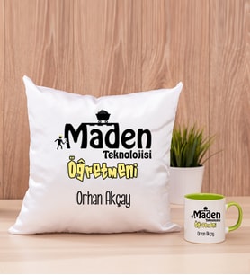 Maden Teknolojisi Öğretmeni Kare Yastık ve Yeşil Kupa Bardak