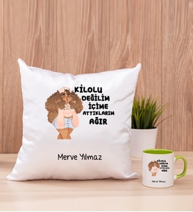 İçime Attıklarım Ağır Kare Yastık ve Yeşil Kupa Bardak
