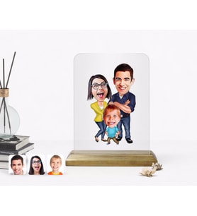 BK Gift Kişiye Özel Aile Karikatürlü Ahşap Standlı Çerçeve-1 (Beyaz)