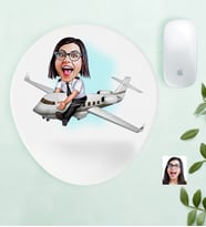 BK Gift Kişiye Özel Bayan Kaptan Pilot Karikatürlü Bilek Destekli Mouse Pad (Beyaz)