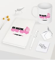 BK Gift Kişiye Özel En Güzel Anne Adayı Beyaz Defter Kalem Kupa Ayna Seti - 1 (Model 1)