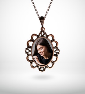 BK Gift Kişiye Özel Fotoğraflı Otantik Eskitme Bakır Kolye Model 4