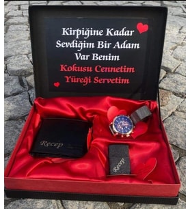 CÜZDAN -SAAT -ÇAKMAK - ERKEK TAM SET - KİŞİYE ÖZEL YAZILAR İLE