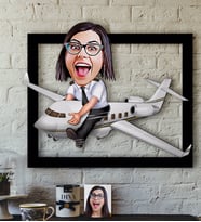 BK Gift Kişiye Özel Bayan Kaptan Pilot Karikatürlü 3D Ahşap Tablo