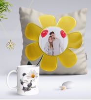 BK Gift Kişiye Özel Fotoğraflı Papatya Yastık Kupa ve Çift İsimli Papatya Kolye-9 (Model 1)