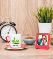 Gıda Teknikeri Kırmızı Türk Kahvesi Fincanı ve Kırmızı Mini Fotoğraf Çerçevesi
