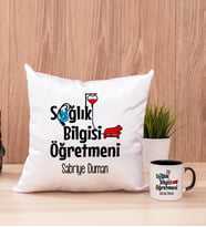 Sağlık Bilgisi Öğretmeni Kare Yastık ve Siyah Kupa Bardak