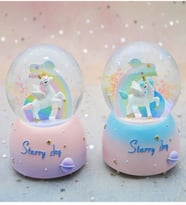 Unicorn  Işıklı ve Müzikli Orta Boy Kar Küresi (Karışık)