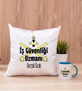 İş Güvenliği Uzmanı Kare Yastık ve Mavi Kupa Bardak