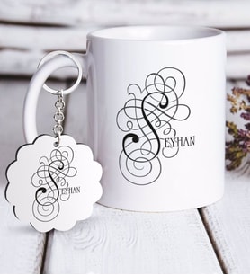 BK Gift Kişiye Özel Kaligrafi Harfli Beyaz Kupa ve Anahtarlık Hediye Seti-1 (Model 1)