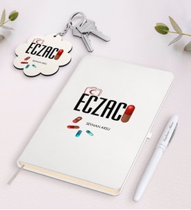 BK Gift Kişiye Özel Eczacı Beyaz Defter Kalem ve Anahtarlık Hediye Seti-3 (Model 1)