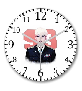 Bts Suga  Duvar Saati Bombeli Gercek Cam
