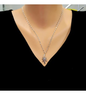 925 Ayar Gümüş Yaprak Modeli Kolye