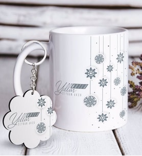 BK Gift Kişiye Özel Yılbaşı Mutlu Yıllar Beyaz Kupa ve Anahtarlık Hediye Seti-10 (Model 1)
