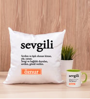 Sevgili Kelime Anlamı Kare Yastık ve Yeşil Kupa Bardak