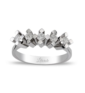 0.35 Ct Beştaş Pırlanta Yüzük