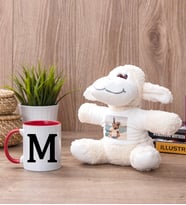 Baş Harfli Kırmızı Kupa Bardak ve Peluş Koyun