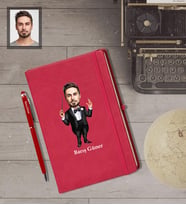 Kişiye Özel Orkestra Şefi Karikatürlü Kırmızı Defter Kalem Hediye Seti   Bay-1