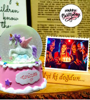 Kişiye Özel İyi Ki Doğdun Fotoğraflı Işıklı Sihirli Unicorn Kar Küresi