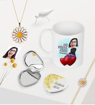 BK Gift Kişiye Özel En Güzel Anne Karikatürlü Kupa Kalp Ayna Papatya Kolye Bileklik Seti (Model 1)