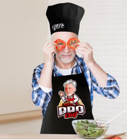 BK Gift Kişiye Özel Bay Barbekü Chef Karikatürlü Siyah Mutfak Önlüğü Aşçı Şapkası Seti