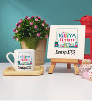 Kimya Öğretmeni Ahşap Altlıklı Türk Kahvesi Fincanı ve Dekoratif Taş Baskı