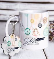 BK Gift Kişiye Özel Yılbaşı Mutlu Yıllar Beyaz Kupa ve Anahtarlık Hediye Seti-15 (Model 1)