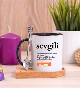 Sevgili Kelime Anlamı Ahşap Altlıklı Siyah Kupa Bardak