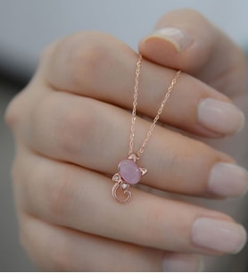 Papatya Silver 925 Ayar Rose Kaplama Ay Taşlı Gümüş Kedi Kolye