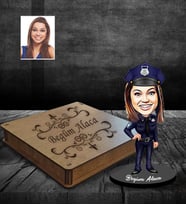 Kişiye Özel Polis Karikatürlü Ahşap Biblo Kutulu Bayan-2