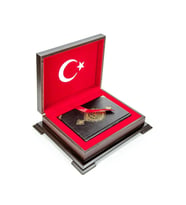 Ahşap Kutulu Türk Bayrağı Desenli Hediye Kuran Seti Dini Hediyelik