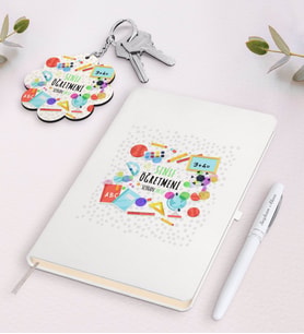 BK Gift Kişiye Özel Sınıf Öğretmeni Beyaz Defter Kalem ve Anahtarlık Hediye Seti-10 (Model 1)