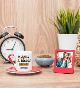 Petrol ve Doğalgaz Mühendisi Kırmızı Fincan ve Kırmızı Mini Fotoğraf Çerçevesi