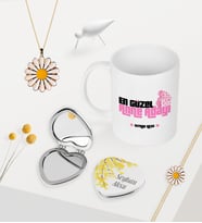 BK Gift Kişiye Özel En Güzel Anne Adayı Kupa Kalp Ayna Papatya Kolye Bileklik Seti - 1 (Model 1)