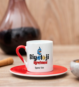 Biyoloji Öğretmeni Kırmızı Türk Kahvesi Fincanı