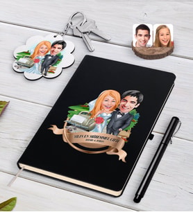 BK Gift Kişiye Özel Yılın En Mükemmel Çifti Karikatürlü Siyah Defter Kalem ve Anahtarlık Hediye Seti-66 (Model 1)
