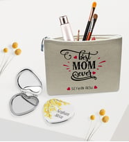 BK Gift Kişiye Özel En İyi Anne Keten Makyaj Çantası ve Kalp Ayna Hediye Seti-4 (Model 1)
