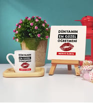 Dünyanın En Güzel Öğretmeni Ahşap Altlıklı Türk Kahvesi Fincanı ve Dekoratif Taş Baskı