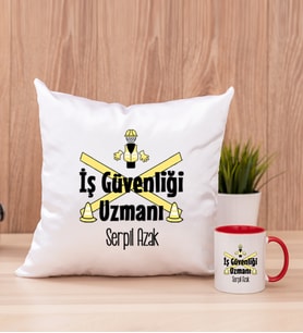 İş Güvenliği Uzmanı Kare Yastık ve Kırmızı Kupa Bardak