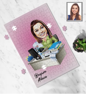 Kişiye Özel Patron Karikatürlü A4 99 Parça Puzzle Bayan-16