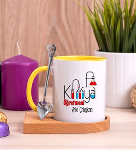 Kimya Öğretmeni Ahşap Altlıklı Sarı Kupa Bardak