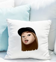 Emoji Kız Stiker Yastığı