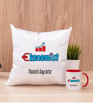 Ekonomist Kare Yastık ve Kırmızı Kupa Bardak