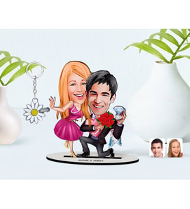 BK Gift Kişiye Özel Sevgililer Karikatürlü 3D Ahşap Biblo ve İsimli Silver Papatya Anahtarlık-9 (Model 1)